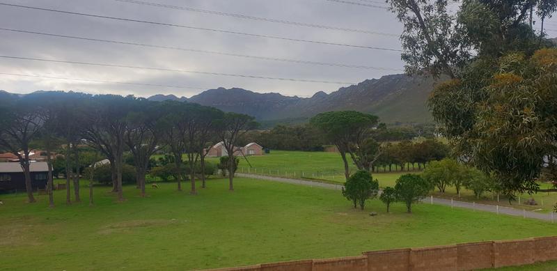 To Let 1 Bedroom Property for Rent in Gordons Bay Western Cape